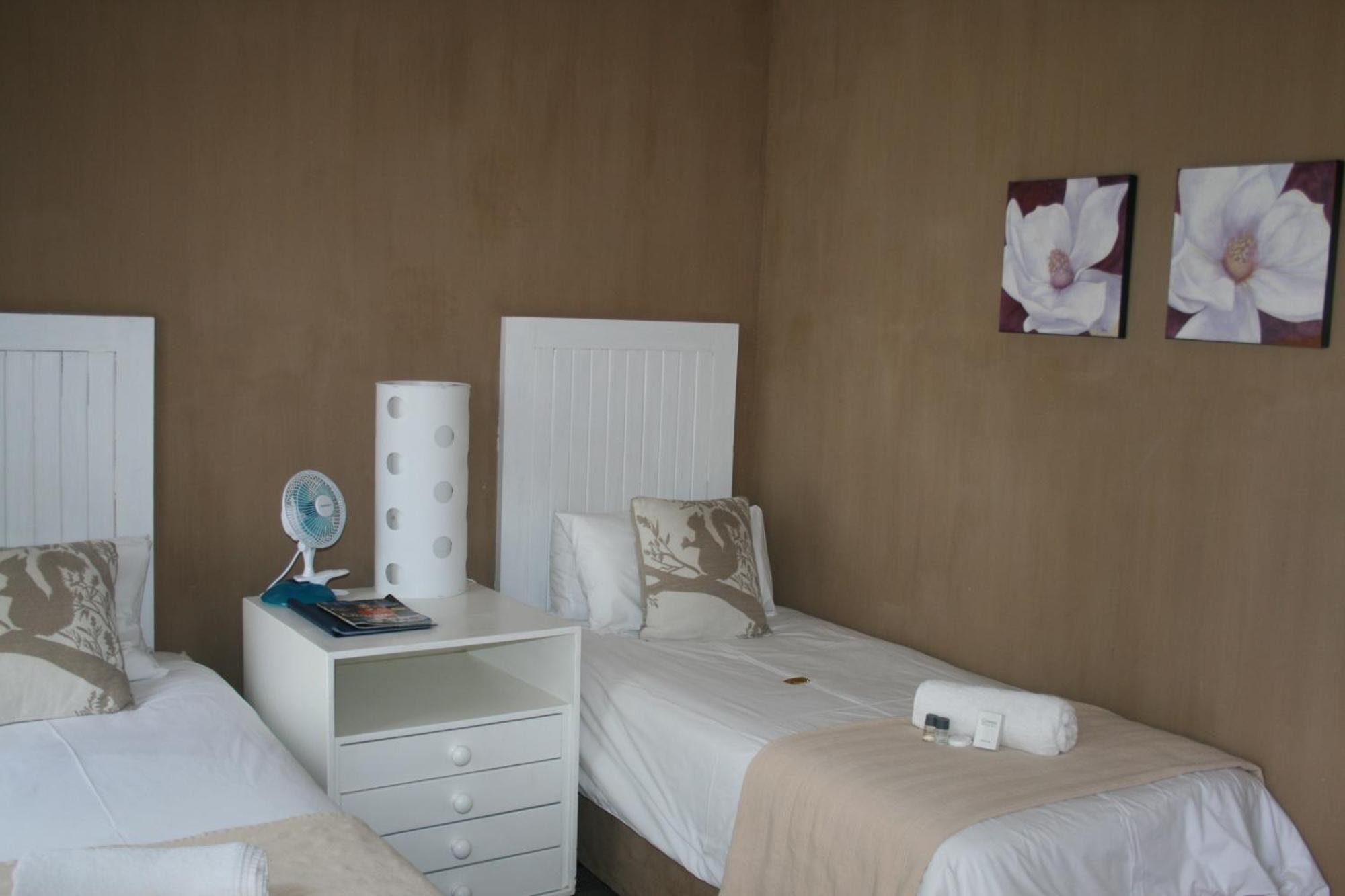 Indigo Moon Guesthouse Лихтенбург Номер фото