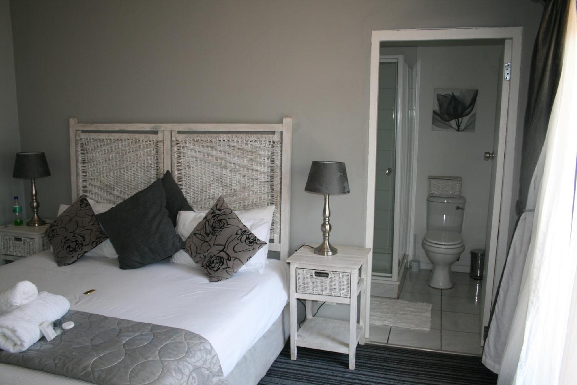 Indigo Moon Guesthouse Лихтенбург Номер фото
