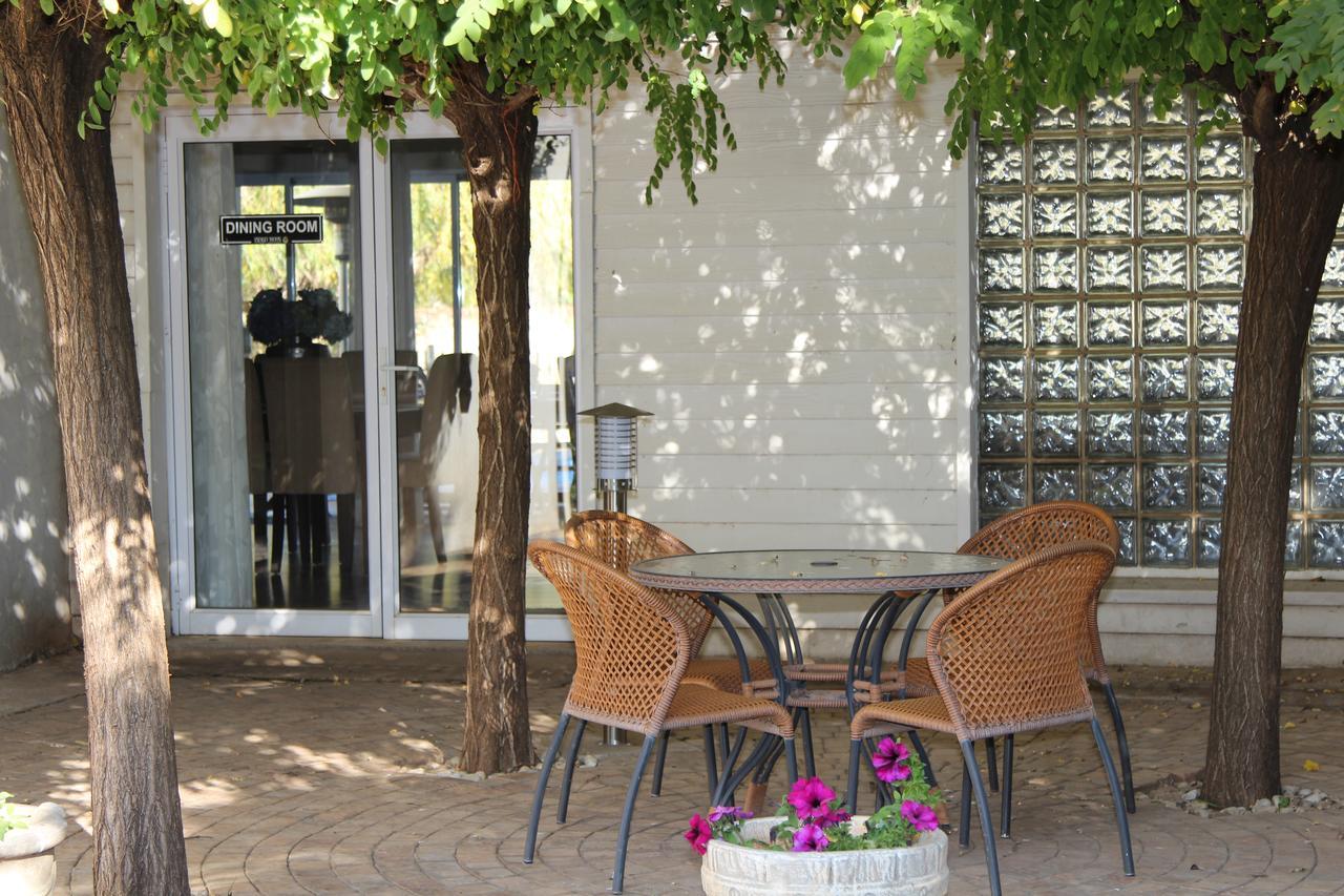 Indigo Moon Guesthouse Лихтенбург Экстерьер фото