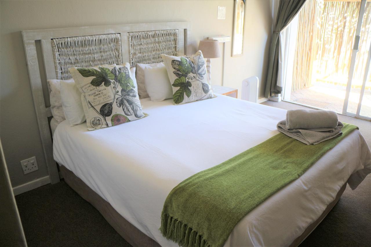 Indigo Moon Guesthouse Лихтенбург Экстерьер фото