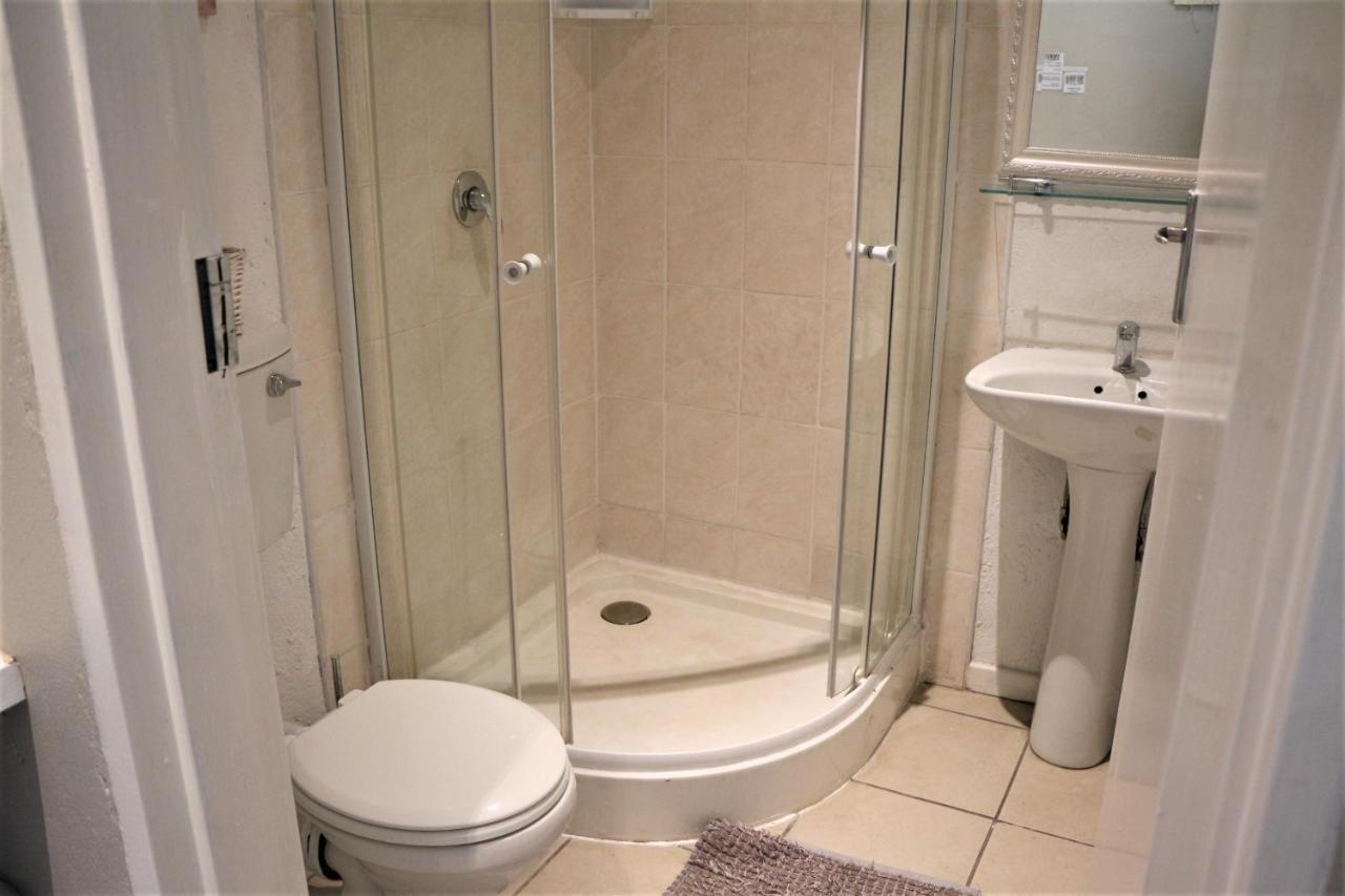 Indigo Moon Guesthouse Лихтенбург Экстерьер фото