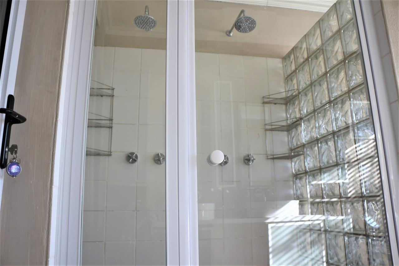 Indigo Moon Guesthouse Лихтенбург Экстерьер фото